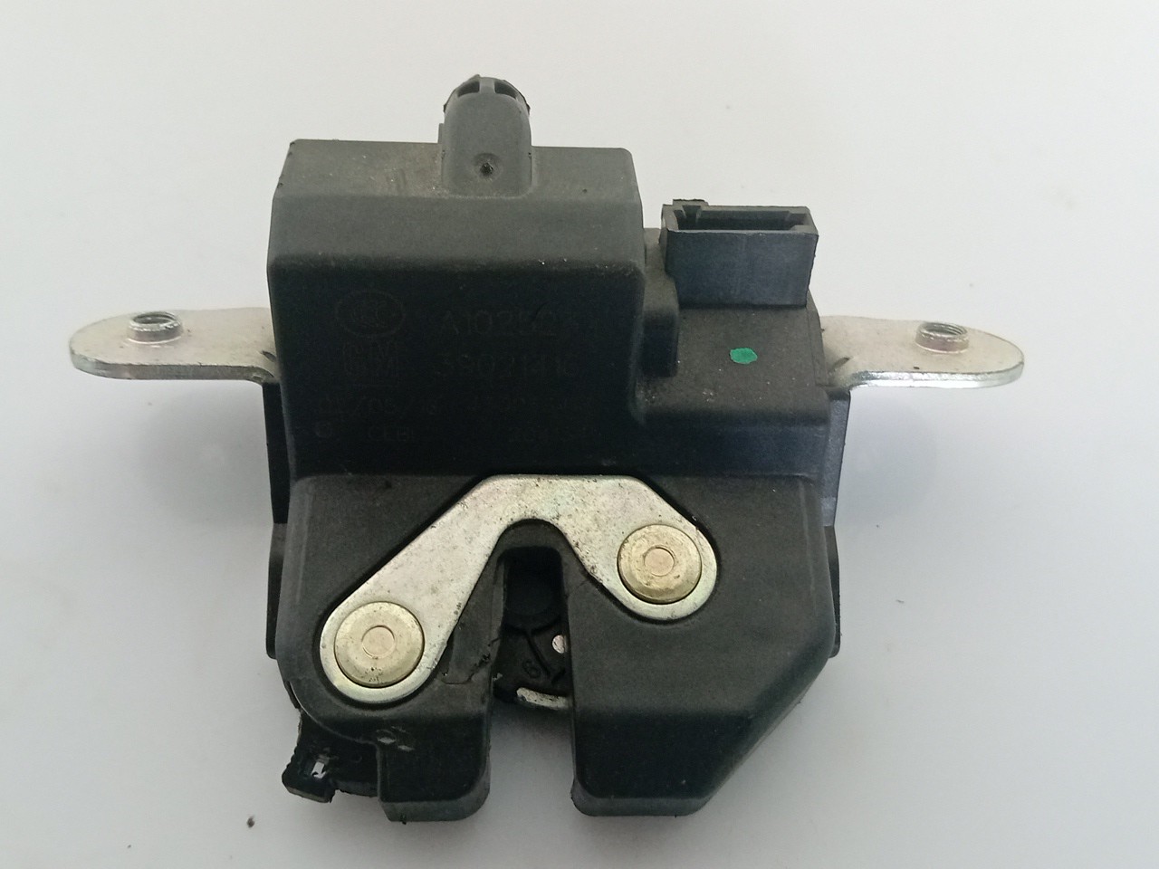 Fechadura / fecho da mala OPEL Astra K Imagem-1