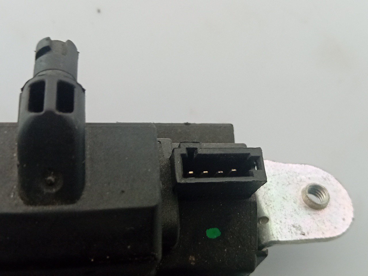 Fechadura / fecho da mala OPEL Astra K Imagem-2