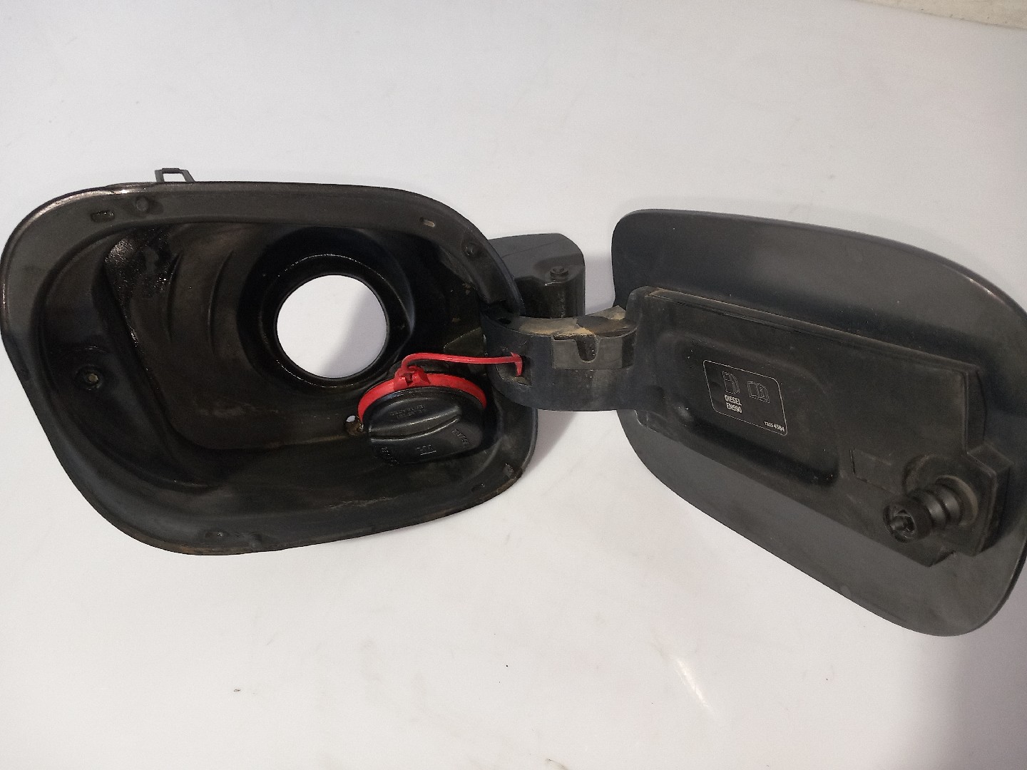 Tampa depósito combustível OPEL Astra K Imagem-2