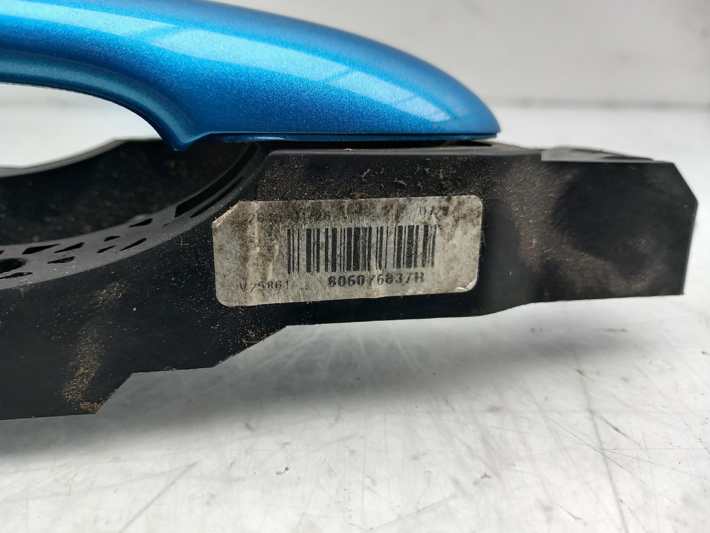 Poignée de porte arrière gauche RENAULT Captur (J5_) Imagem-1
