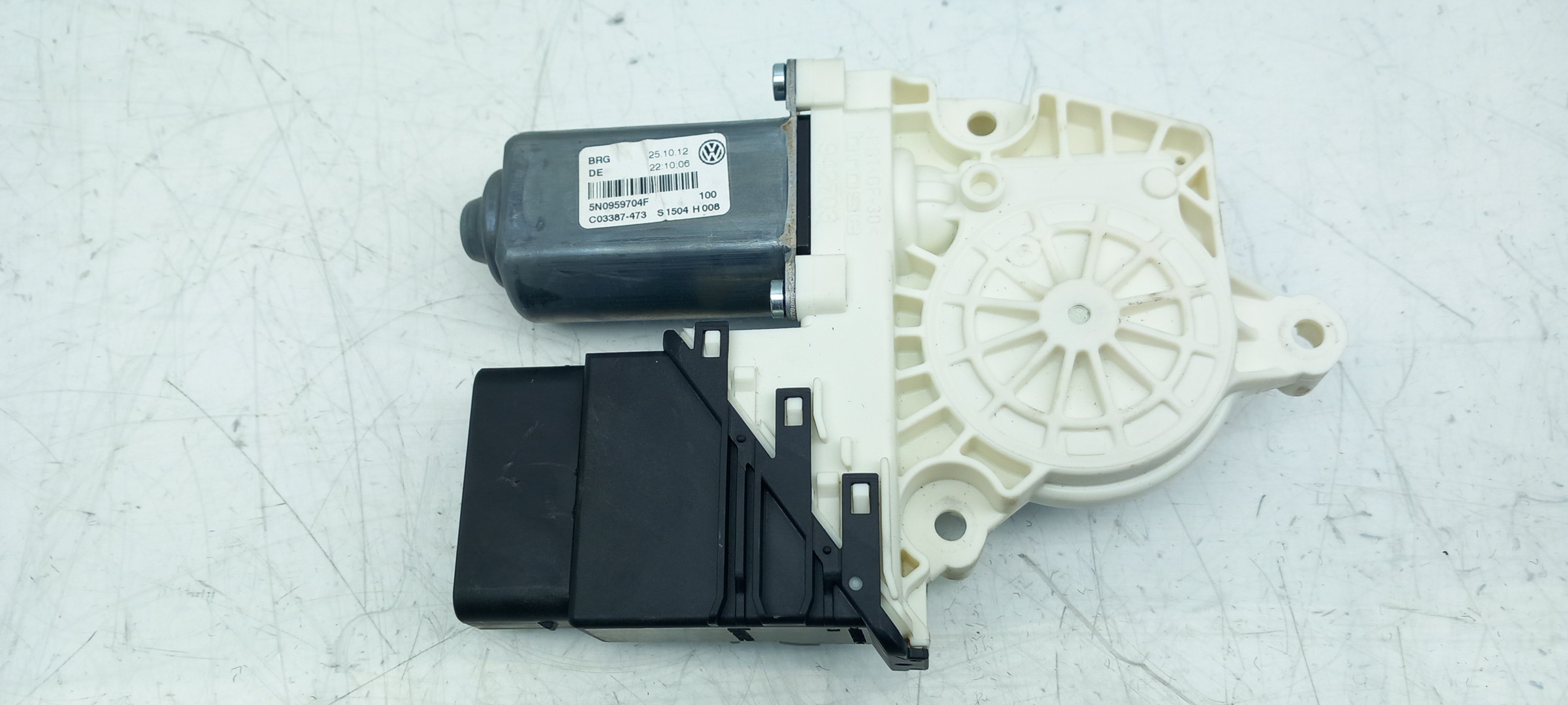 Motor vidro trás direito VOLKSWAGEN Tiguan (5N) Imagem-1
