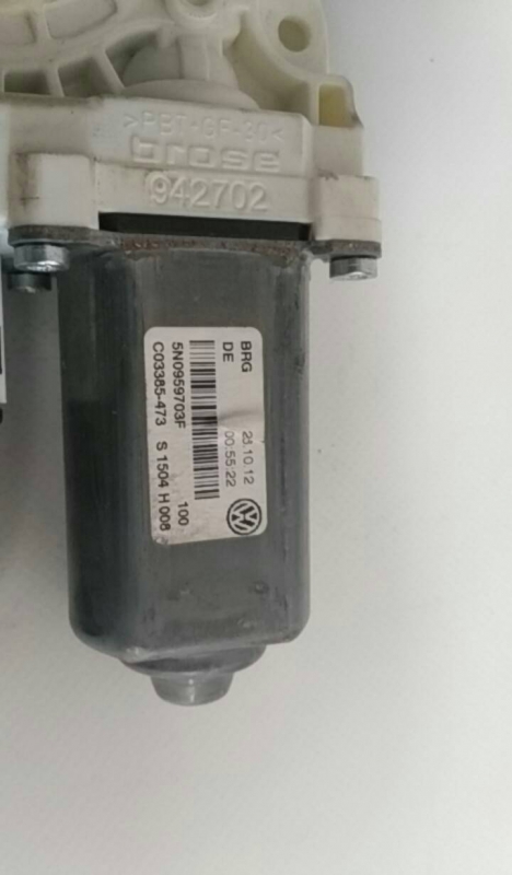 Motor vidro trás direito VOLKSWAGEN Tiguan (5N) Imagem-3