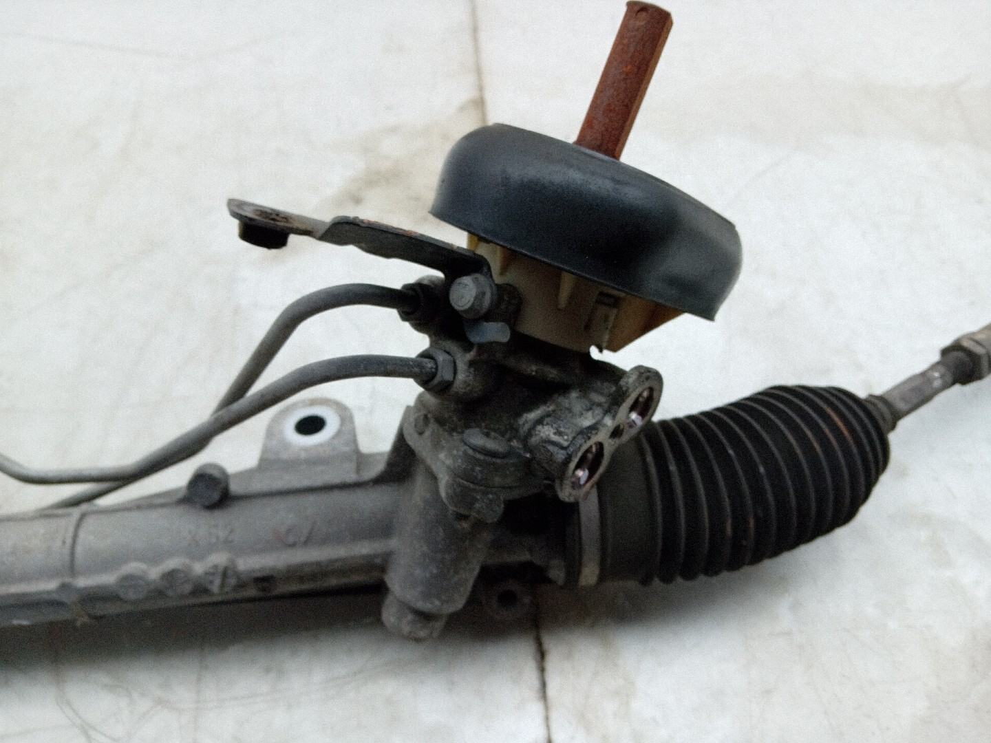 Steering box DACIA Sandero II (5S_) Imagem-1