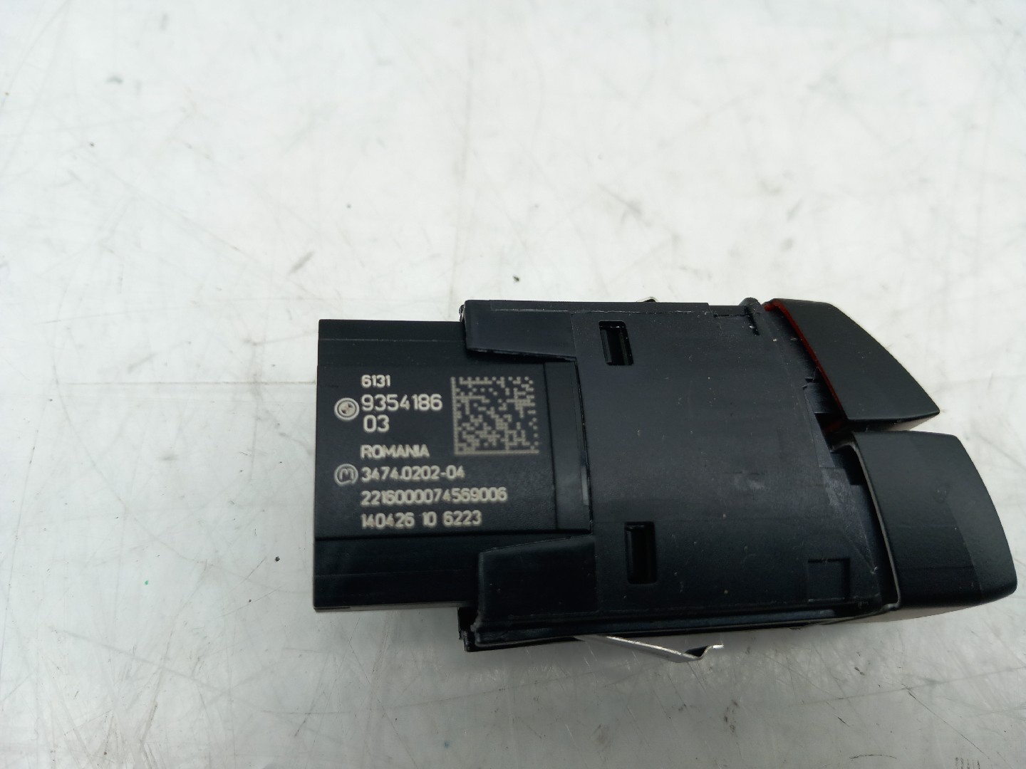 Botão / interruptor 4 piscas BMW X1 (F48) Imagem-1
