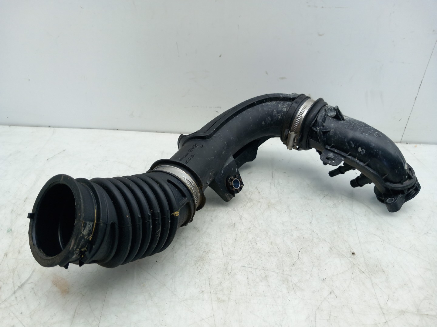 Tubo intercooler NISSAN Micra V (K14) Imagem-1