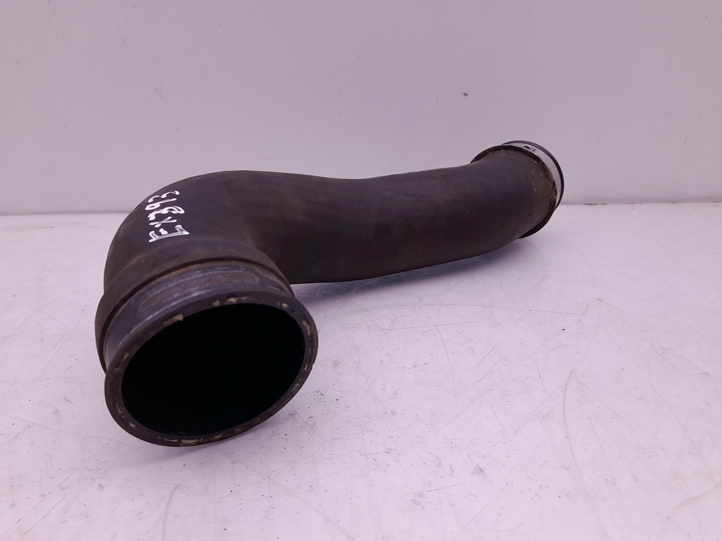 Intercooler pipe VOLKSWAGEN Phaeton (3D) Imagem-1