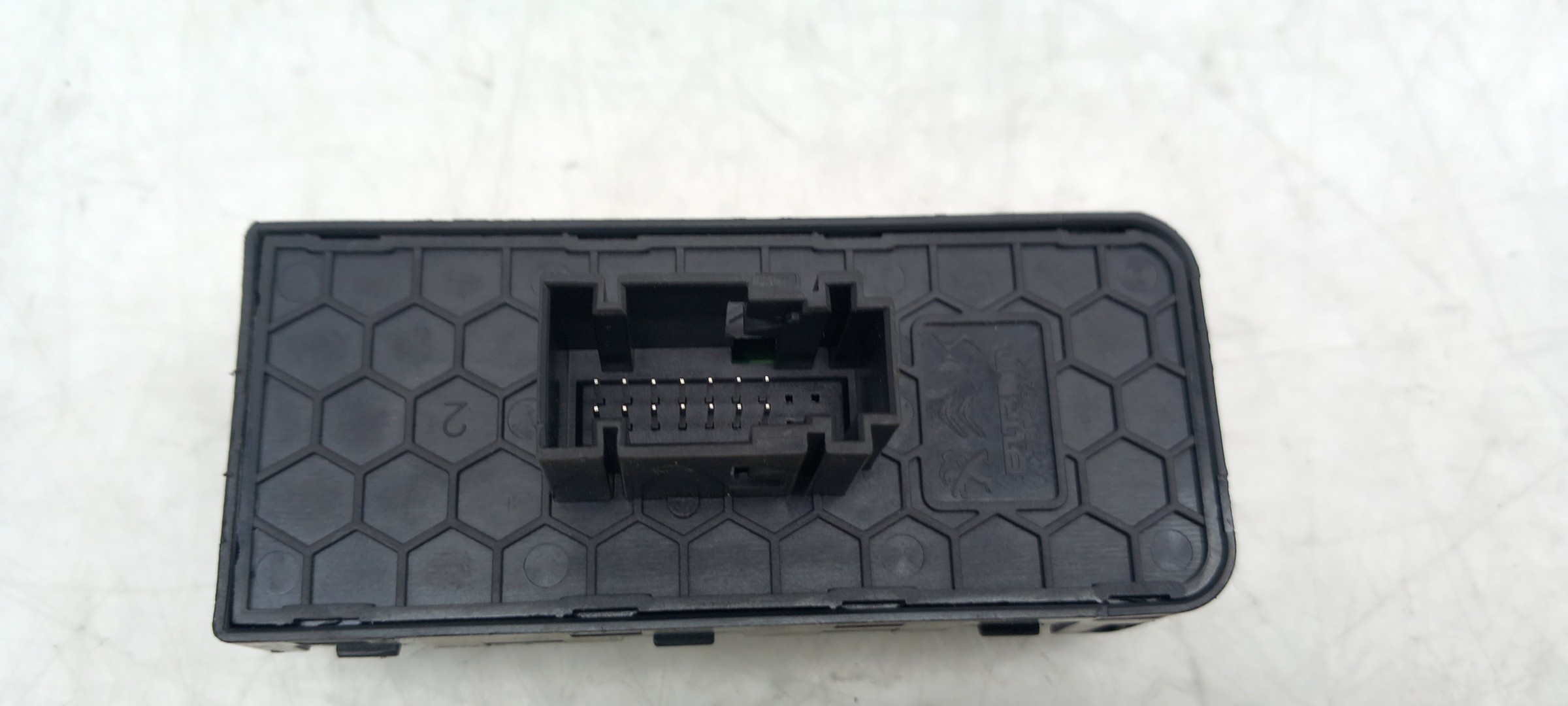Left Front window control CITROËN C3 III (SX) Imagem-1
