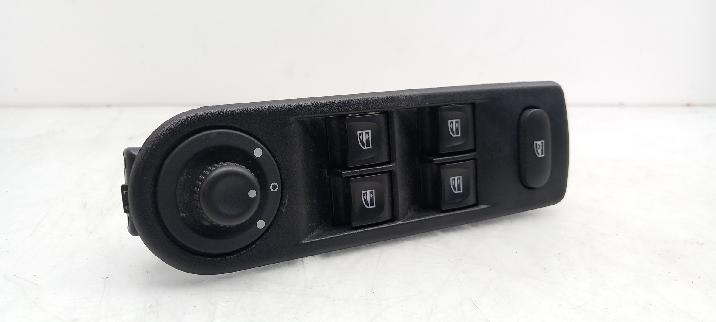 Left Front window control