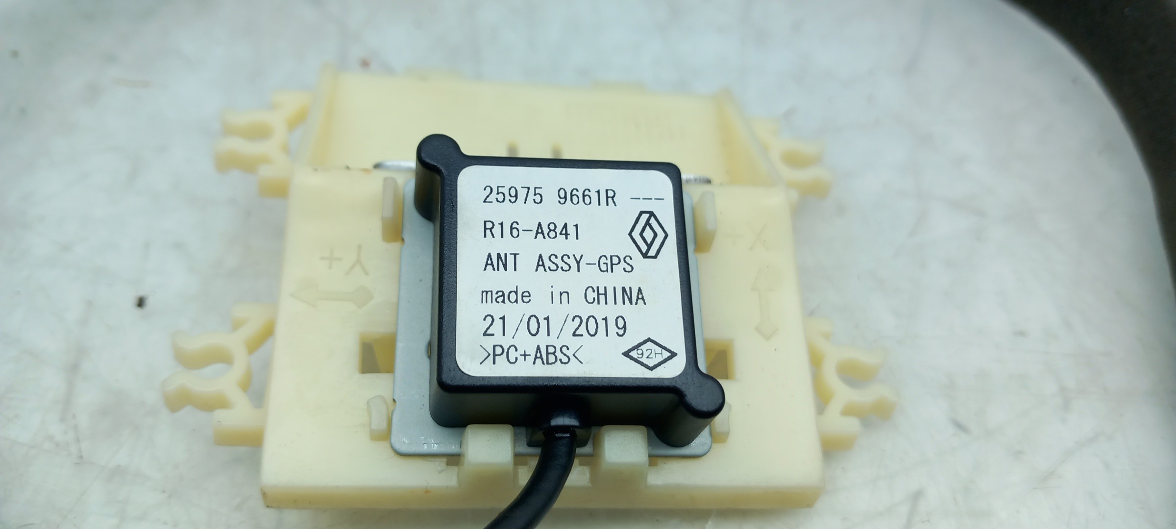 Generic Unit Module RENAULT Zoe (BFM_) Imagem-1
