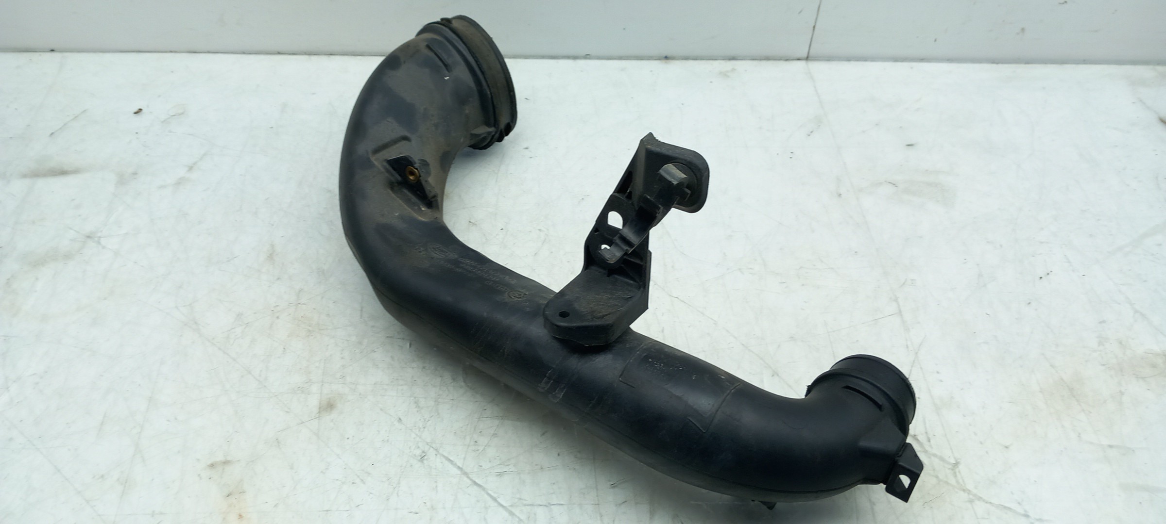 Intercooler pipe LAND ROVER Range Rover Evoque (L538) Imagem-1