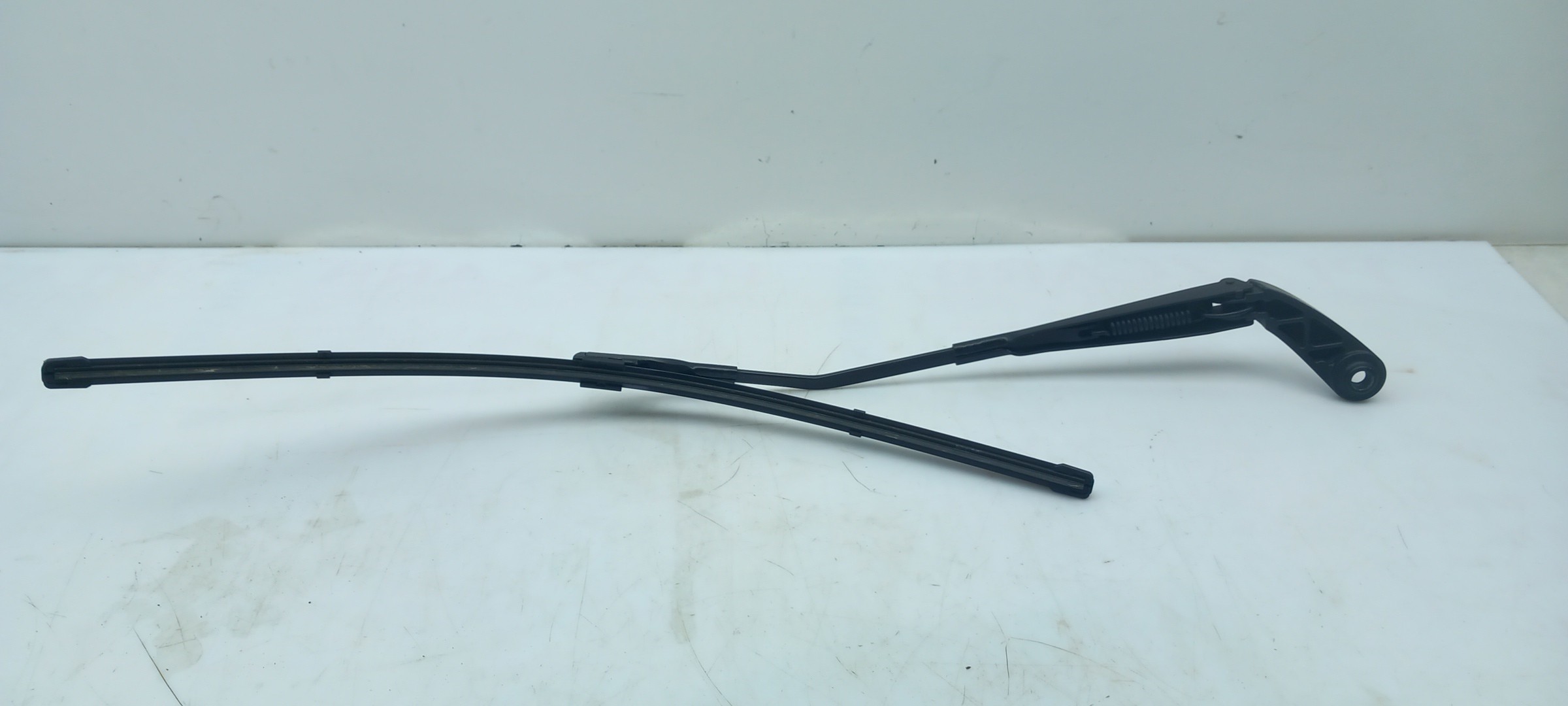 Windscreen wiper arm Left front AUDI A1 Sportback (GBA) Imagem-1