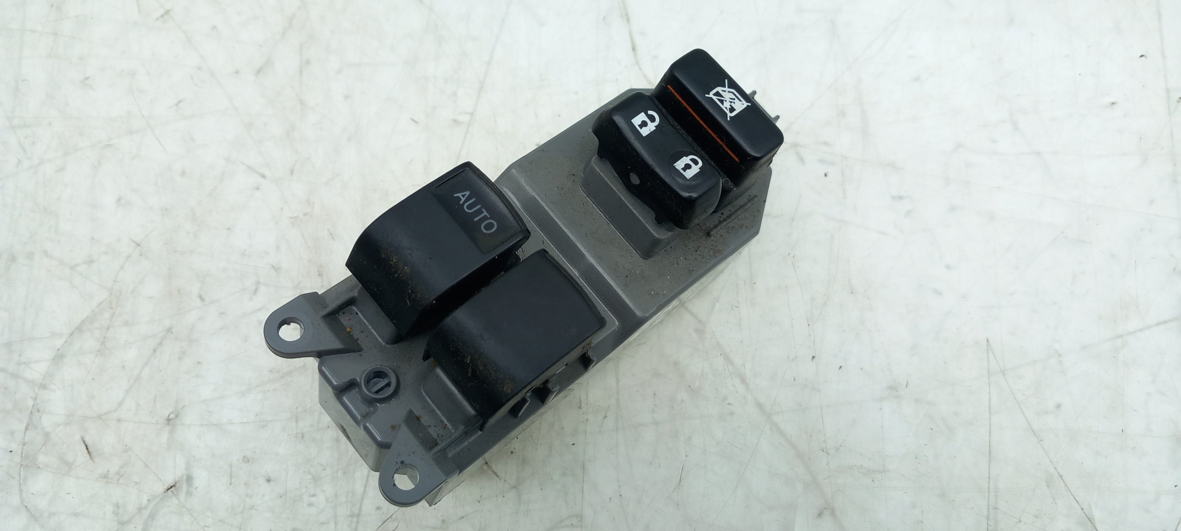 Mando / interruptor elevalunas delantero izquierdo TOYOTA Auris Touring Sports (_E18_) Imagem-1