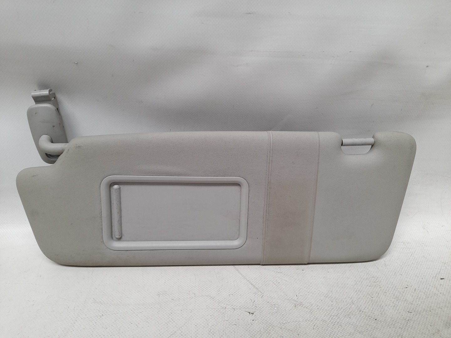 Left Sun Visor