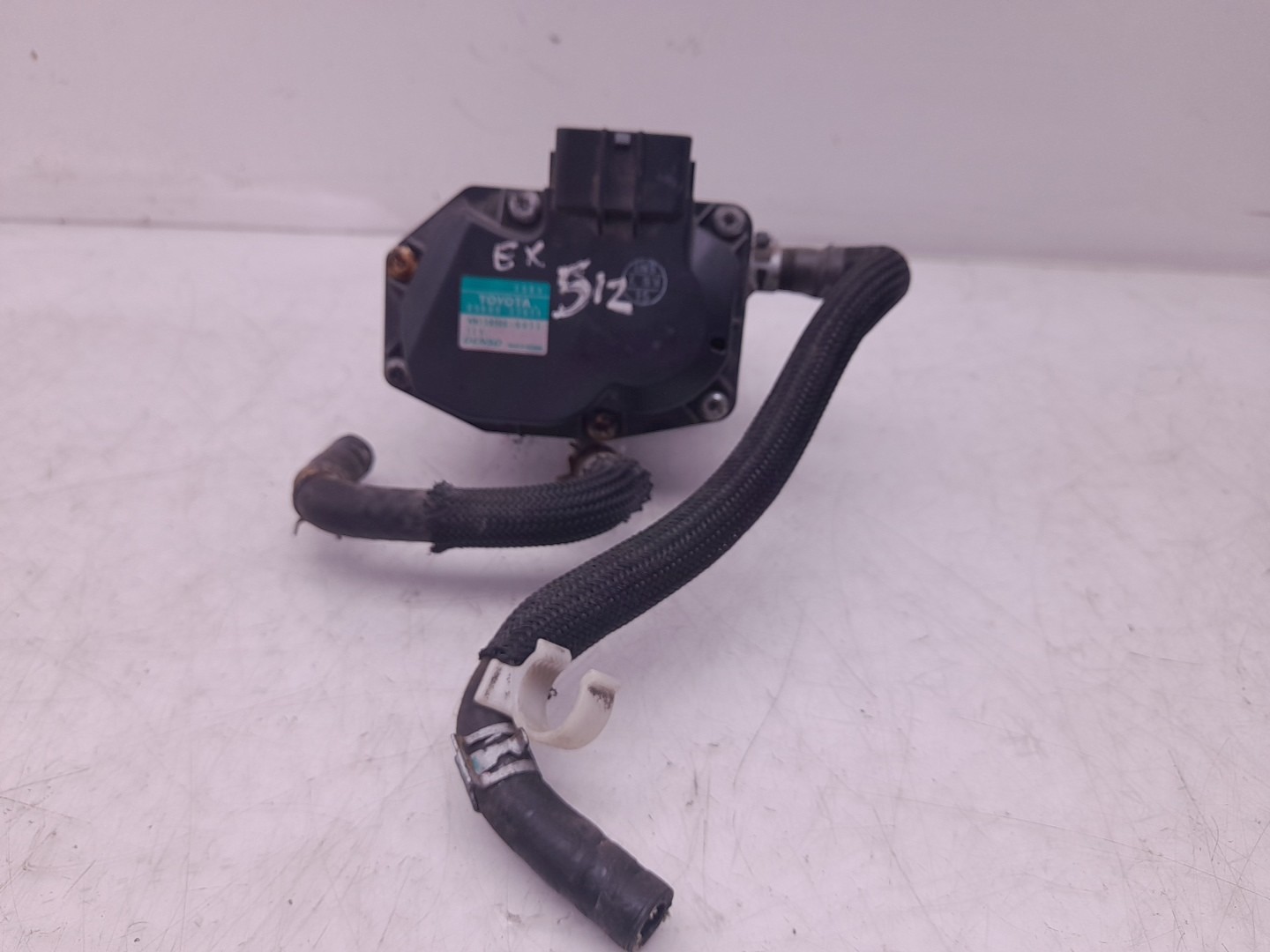 Valve EGR TOYOTA Auris Touring Sports (_E18_) Imagem-2