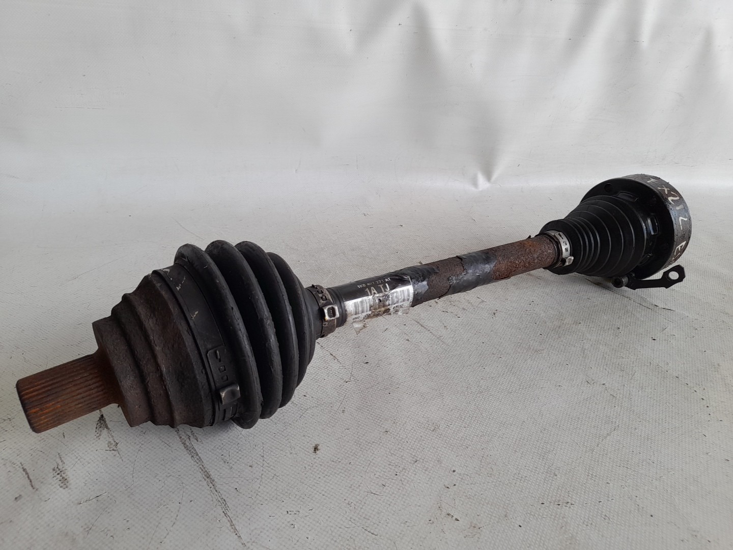 Transmission avant gauche