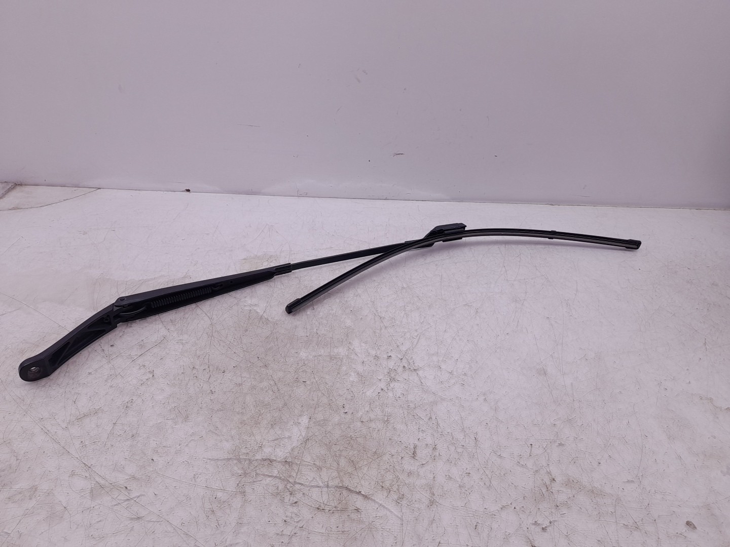 Windscreen wiper arm Left front PEUGEOT 508 Imagem-1
