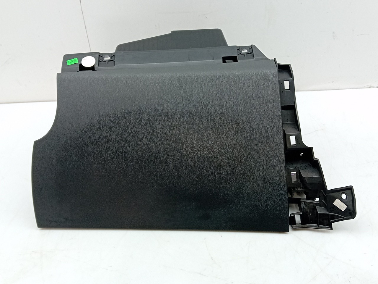 Glove Box / Compartment