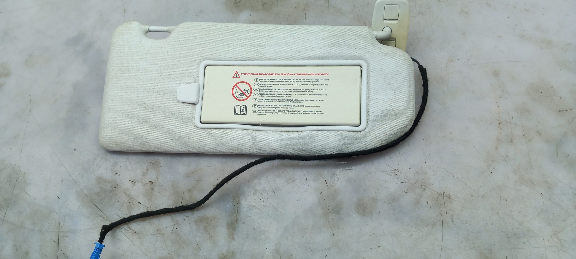 Right Sun Visor