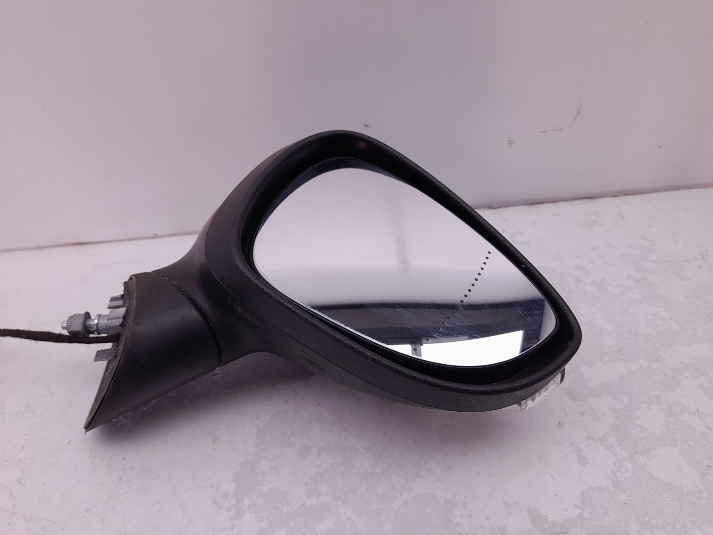 Right mirror