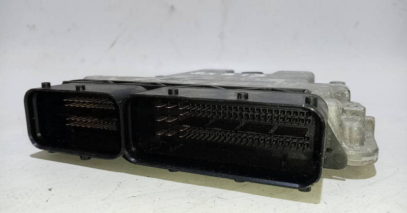 Centralita motor / ECU VOLKSWAGEN Jetta III (1K2) Imagem-1