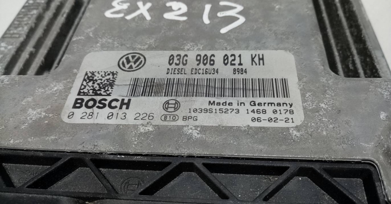 Centralita motor / ECU VOLKSWAGEN Jetta III (1K2) Imagem-2