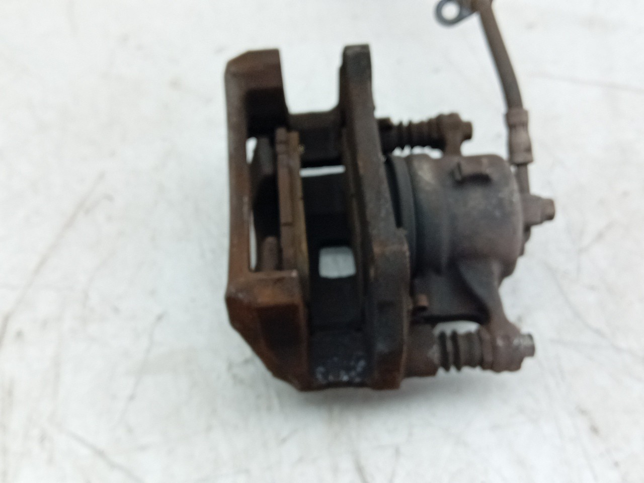 Étrier de frein avant gauche FORD Fiesta VI (CB1, CCN) Imagem-1