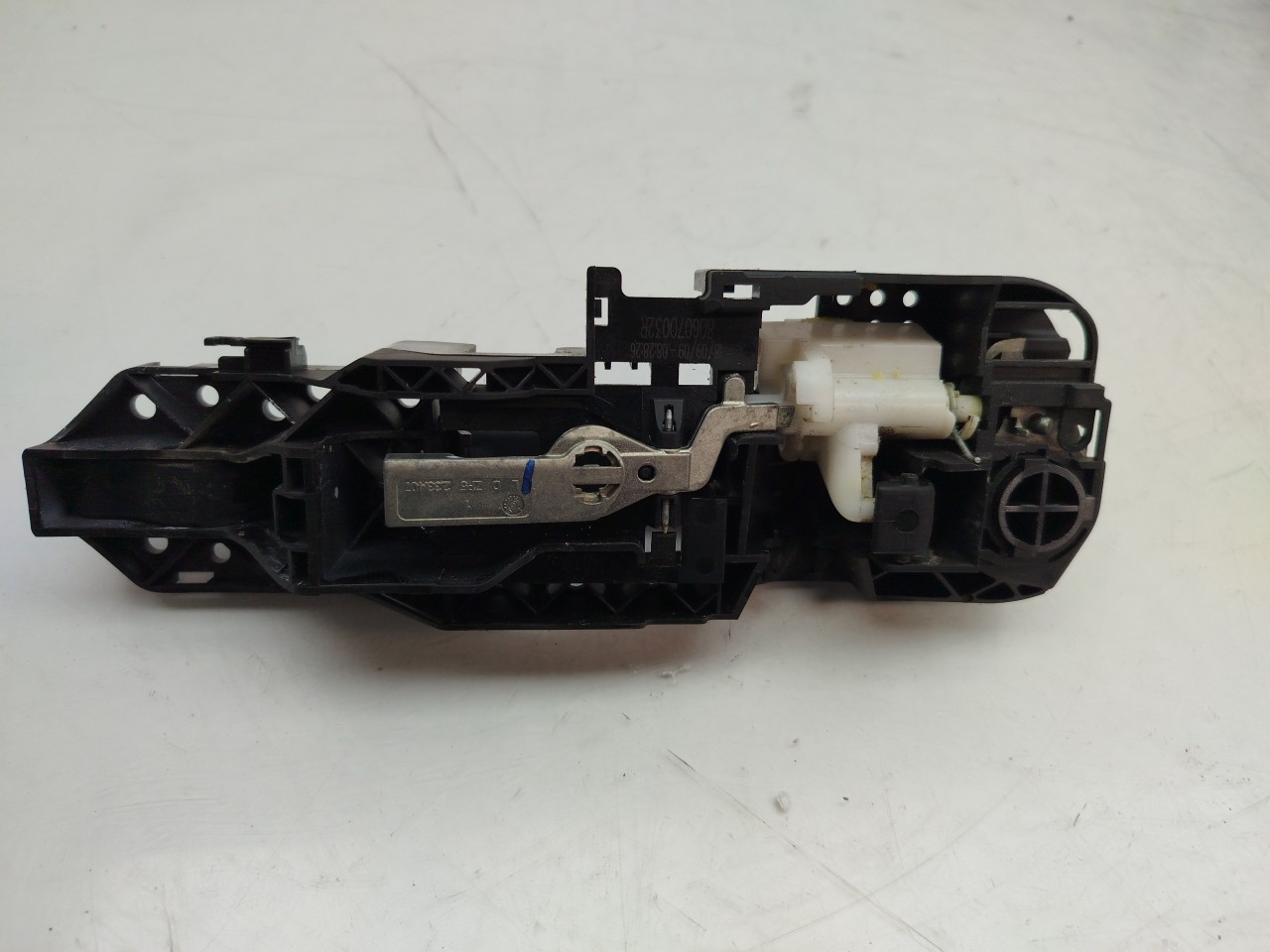 Left rear door handle RENAULT Megane III Grandtour (KZ0/1) Imagem-2