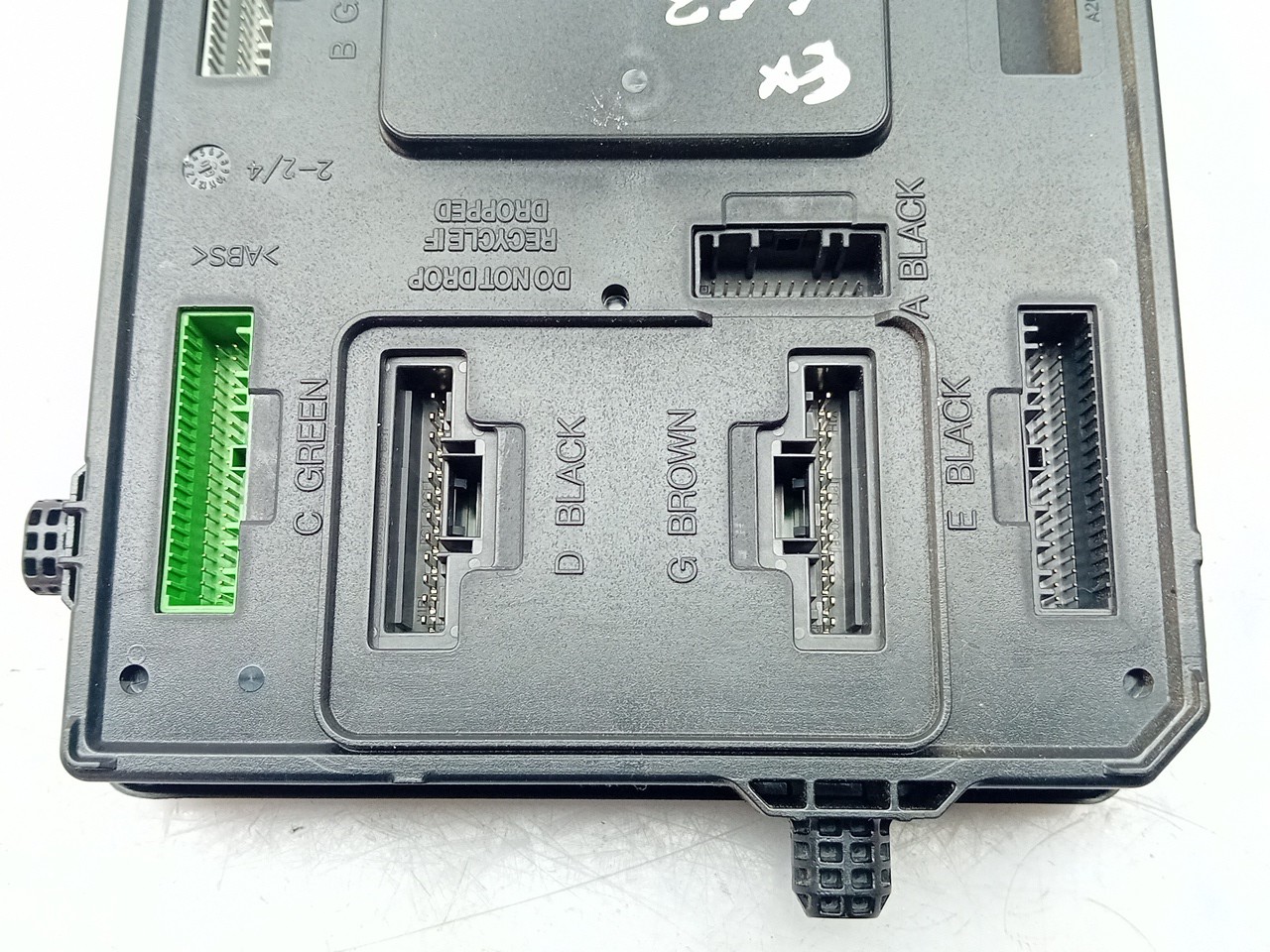 Fuse box / SAM / BSI RENAULT Megane III Grandtour (KZ0/1) Imagem-2