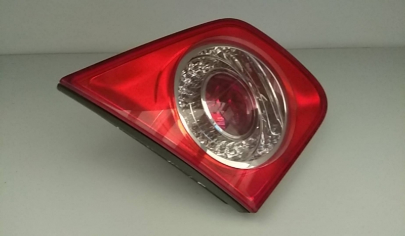 Left Tailgate light  VOLKSWAGEN Jetta III (1K2) Imagem-1