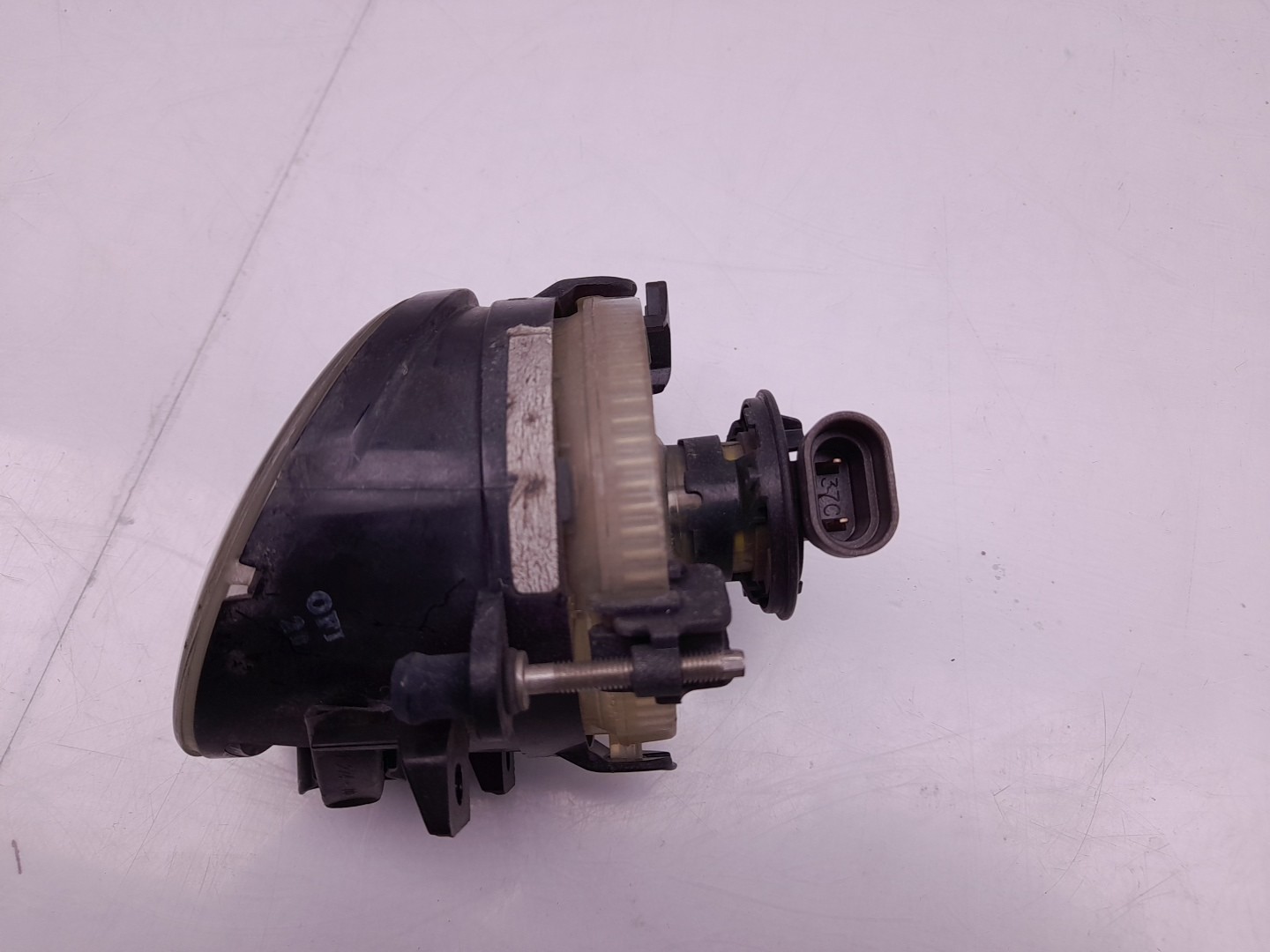 Farol nevoeiro frente esquerdo VOLKSWAGEN Jetta III (1K2) Imagem-1