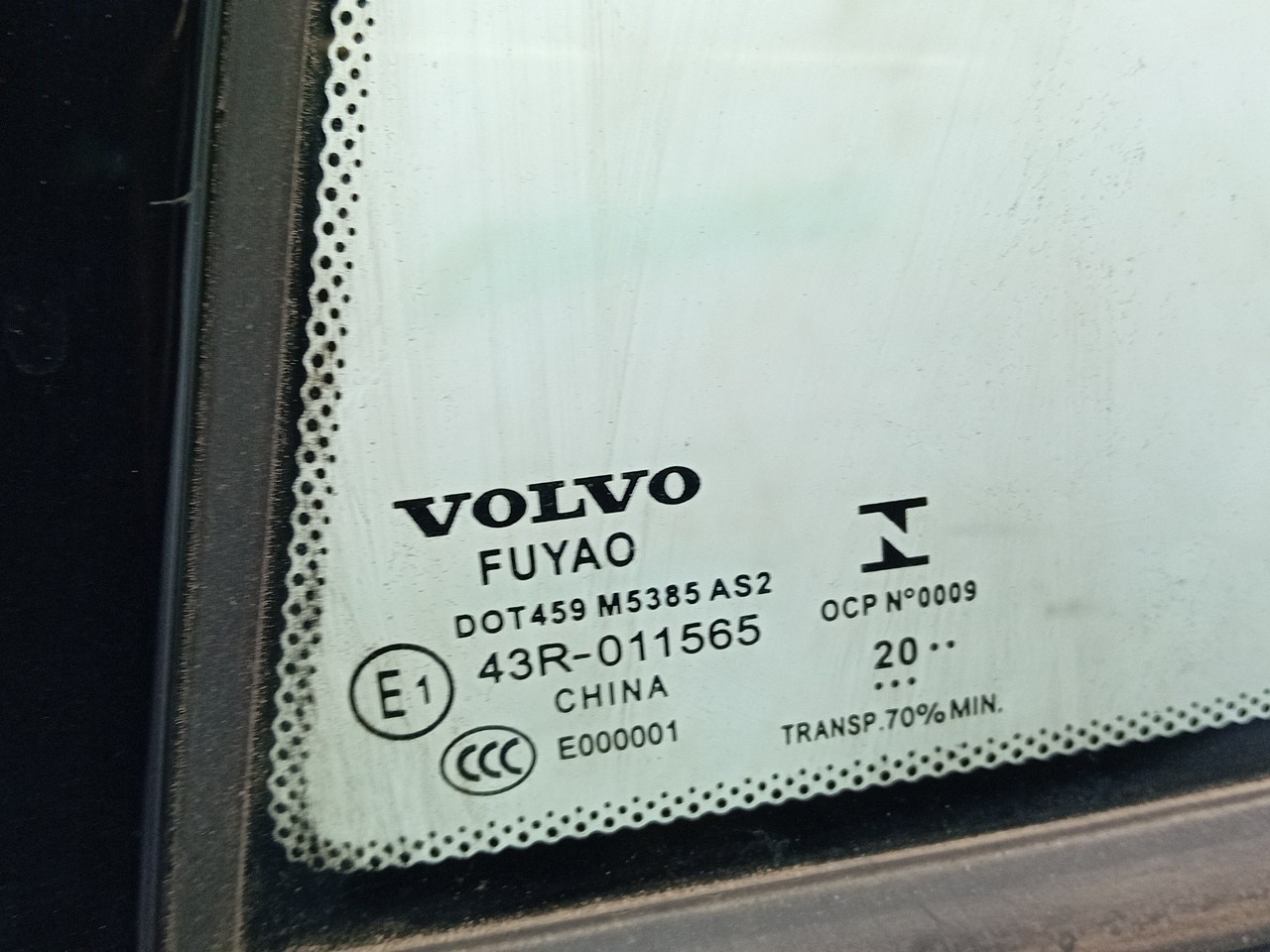 Vidrio triangular puerta Trasero Izquierdo VOLVO V60 II (225) Imagem-2