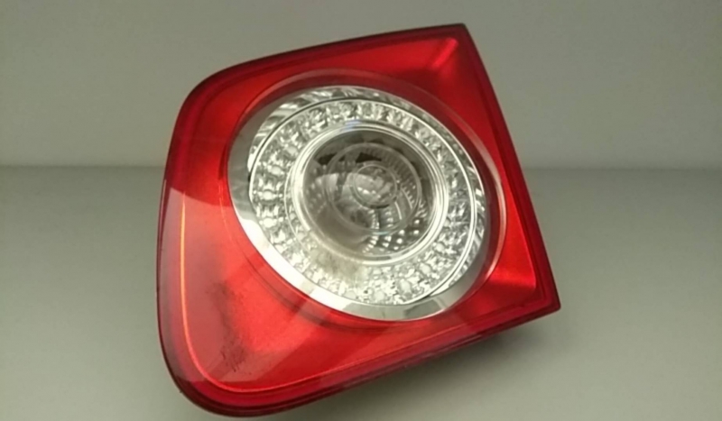 Right Tailgate light