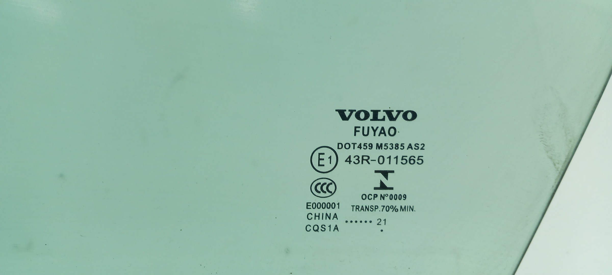 Vitre porte avant gauche VOLVO V60 II (225) Imagem-1