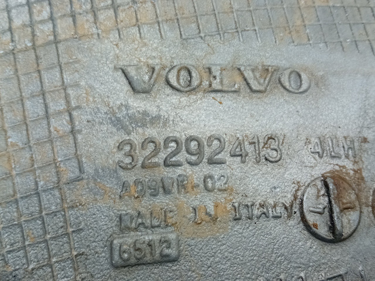 Left front suspension arm VOLVO V60 II (225) Imagem-2