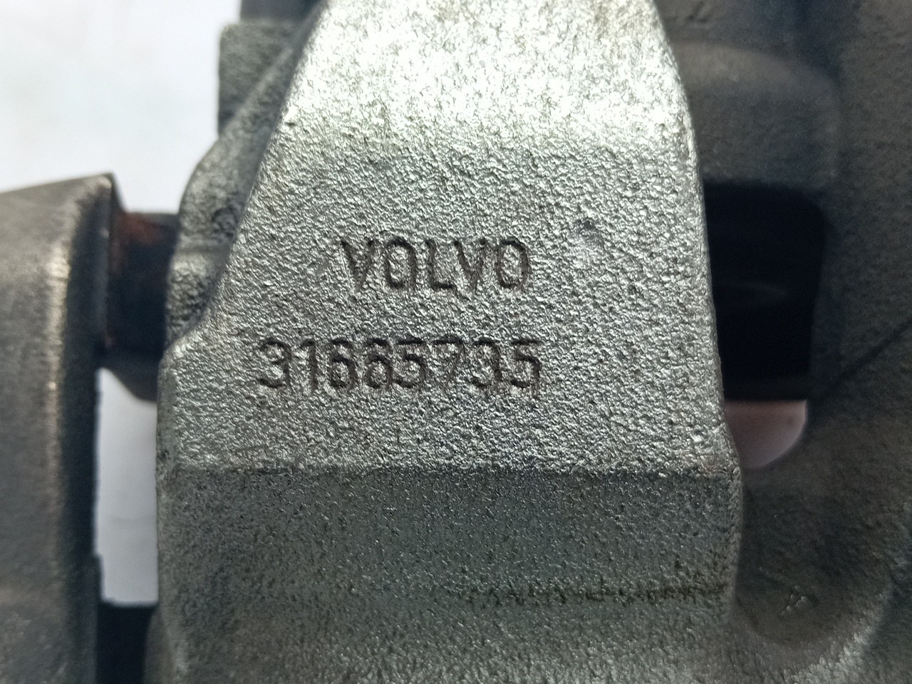 Left front Brake Caliper VOLVO V60 II (225) Imagem-3