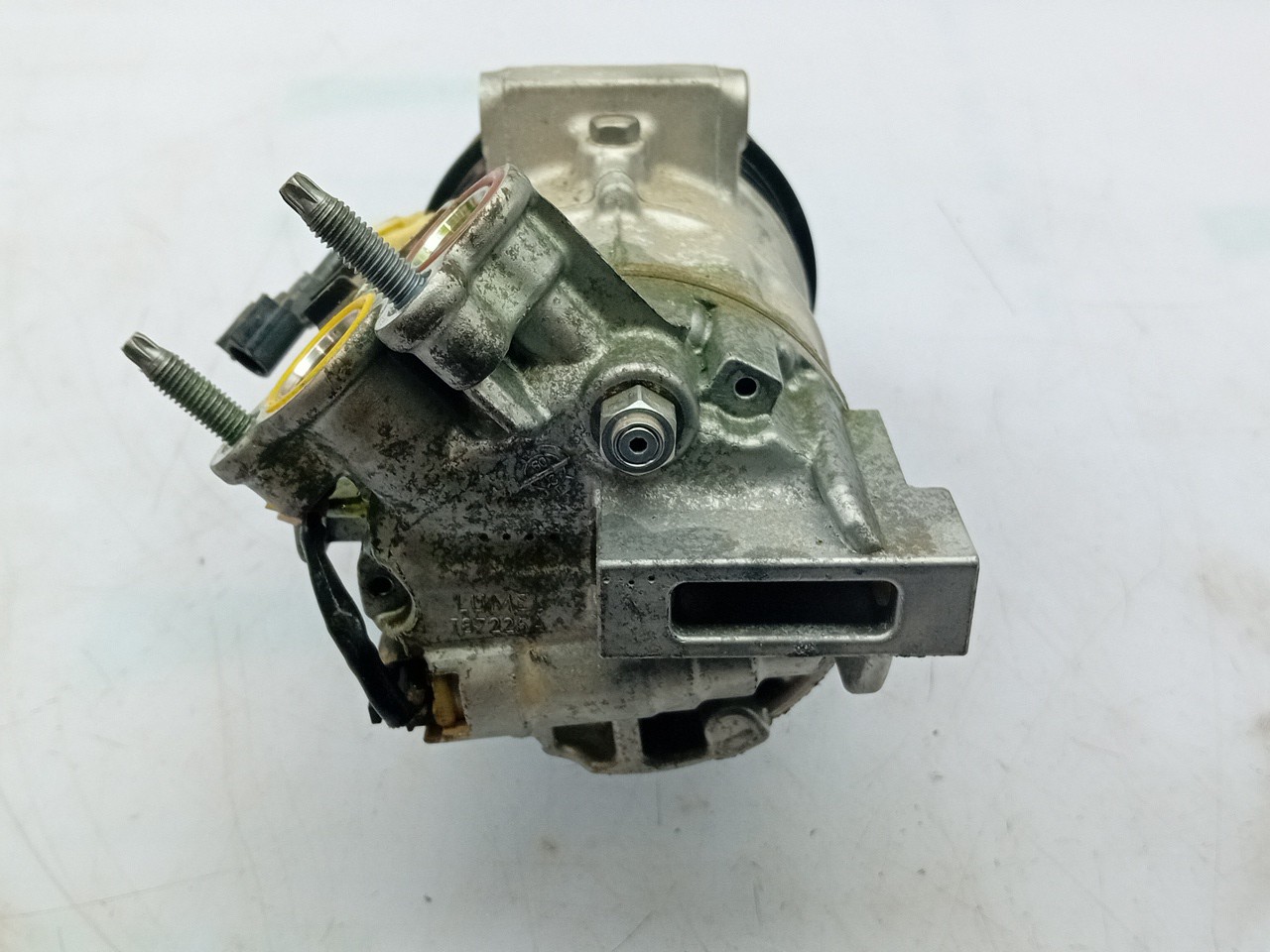 AC compressor VOLVO V60 II (225) Imagem-2