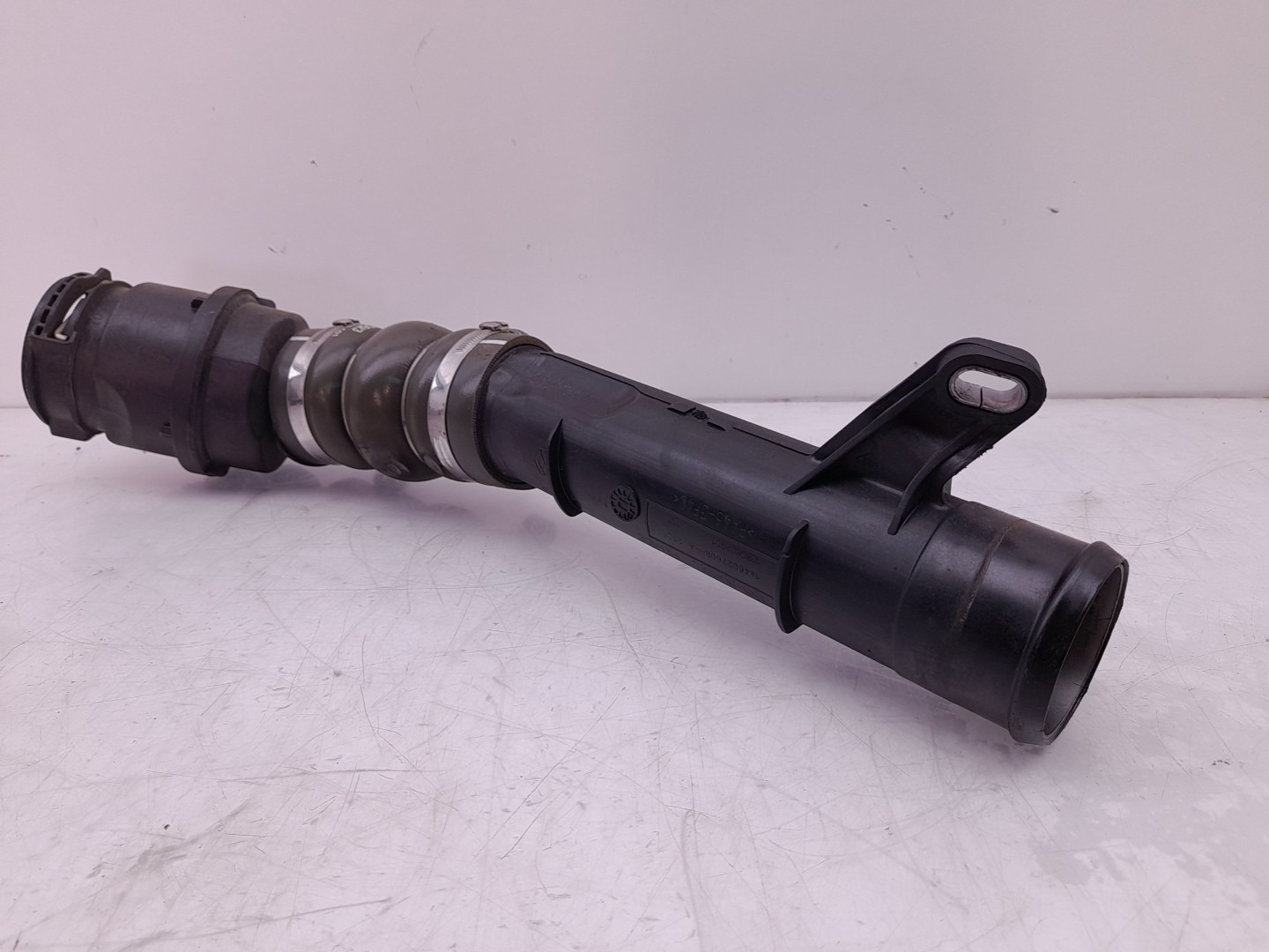 Intercooler pipe