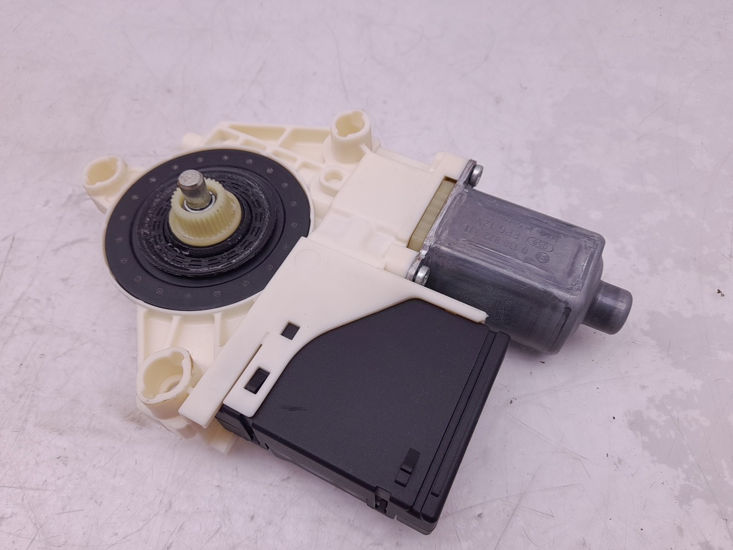 Right Rear  Door Window Regulator Motor RENAULT Megane III (BZ0_) Imagem-1