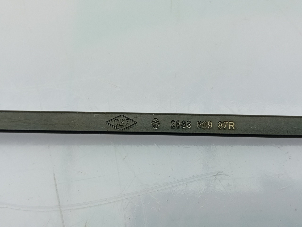 Brazo de limpiaparabrisas delantero derecho RENAULT Zoe (BFM_) Imagem-2