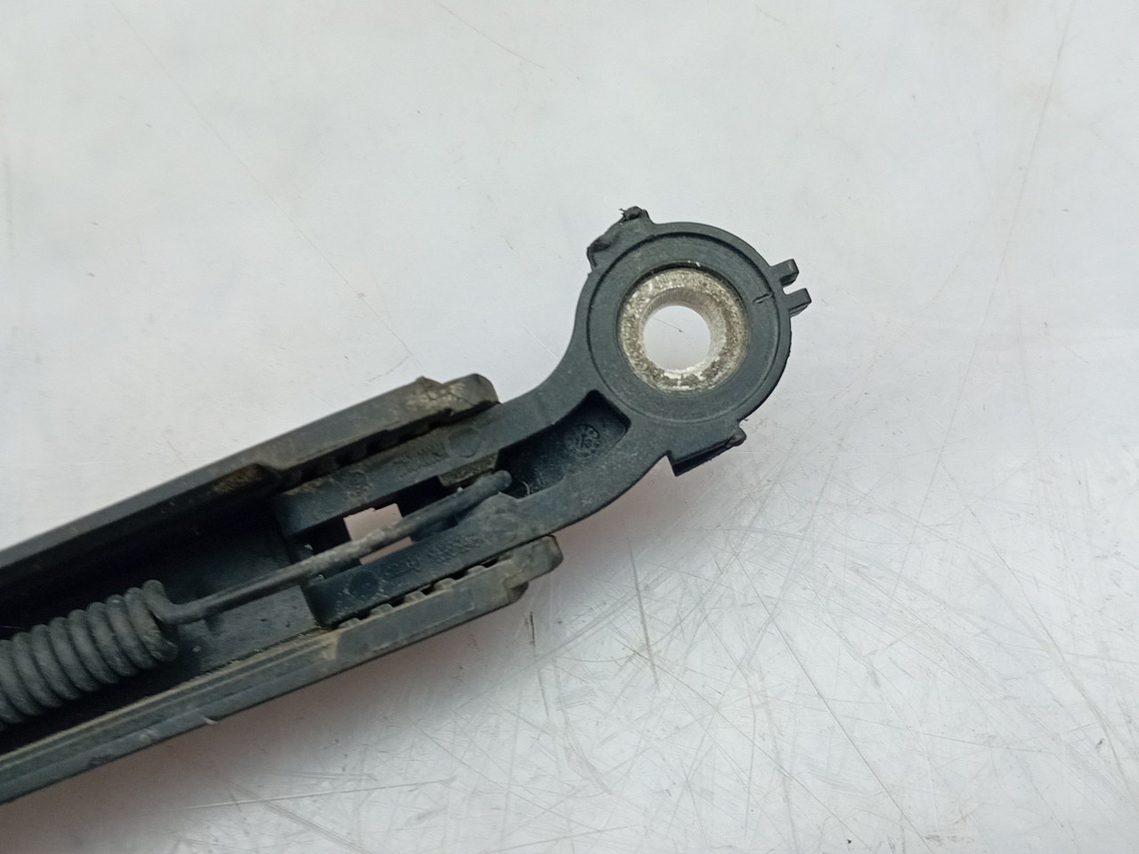 Rear wiper arm VOLKSWAGEN Up Imagem-2