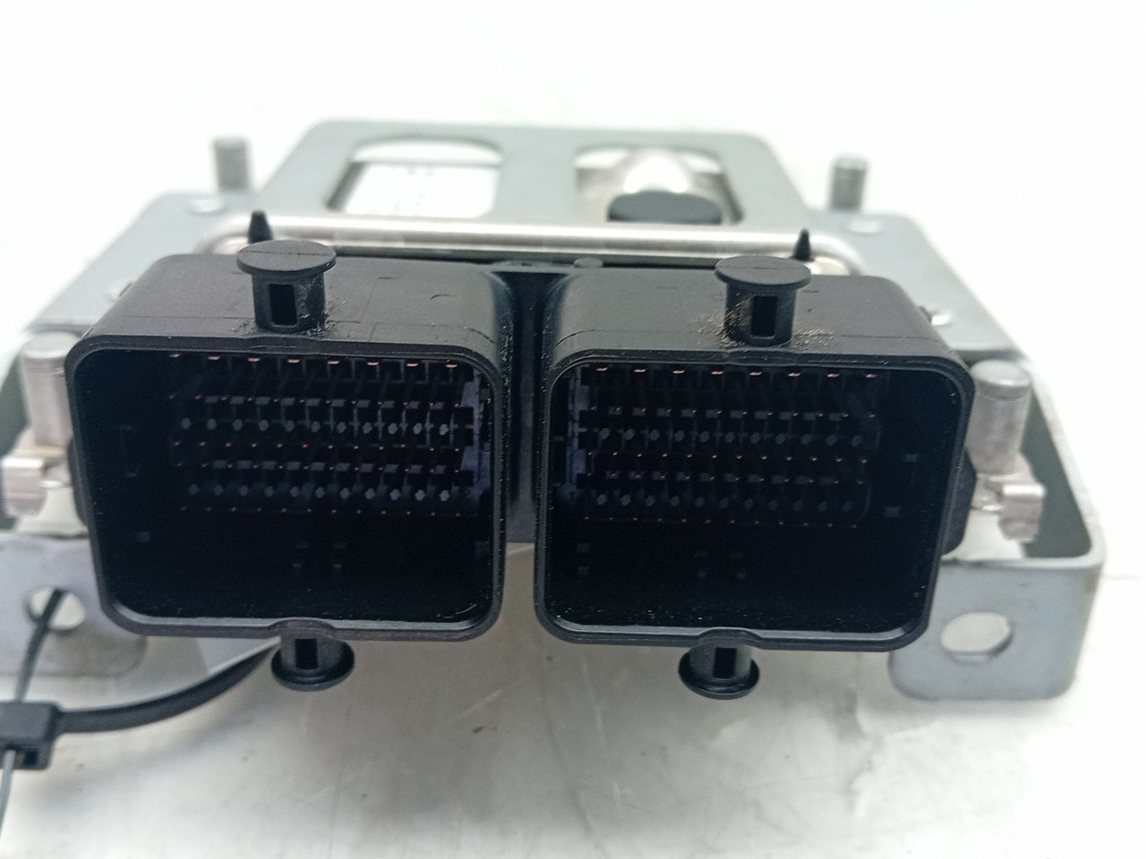 Engine control unit / ECU VOLKSWAGEN Up Imagem-4