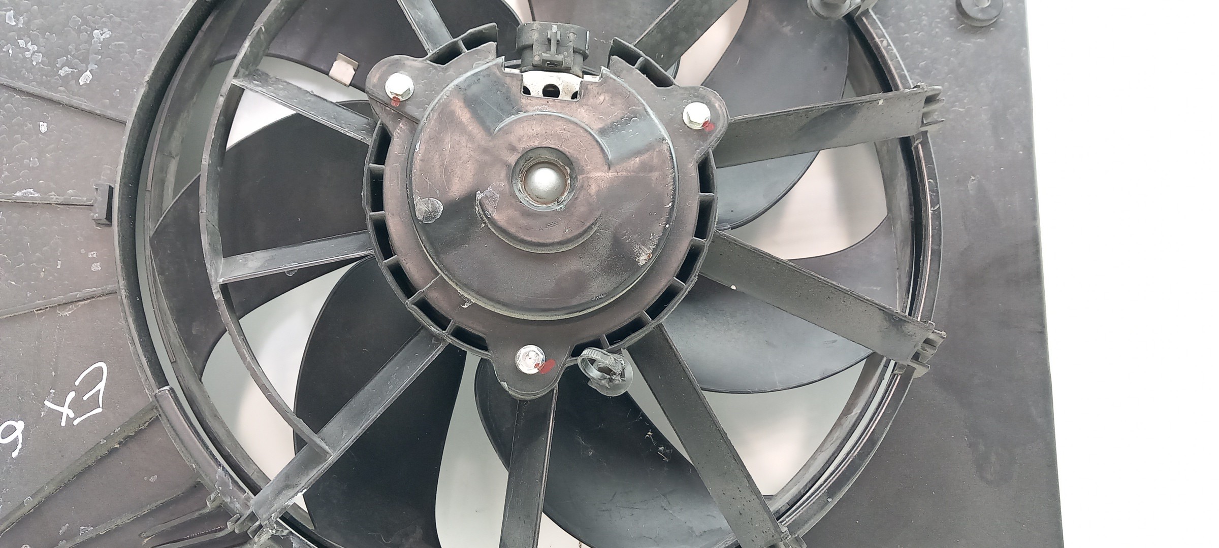 Ventilateur radiateur FORD Fiesta VI (CB1, CCN) Imagem-1