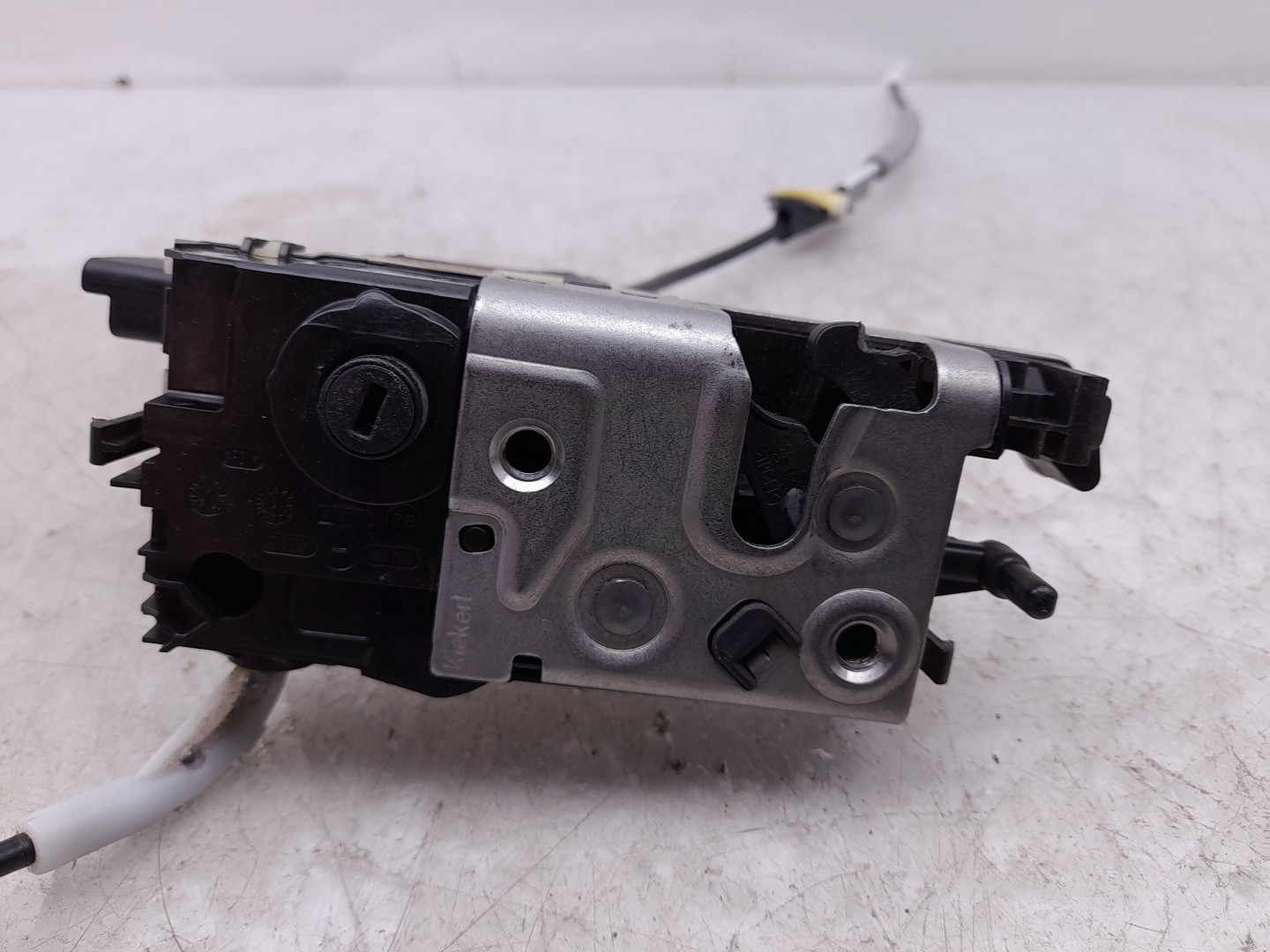 Front Right Door Lock PEUGEOT 2008 I (CU_) Imagem-1