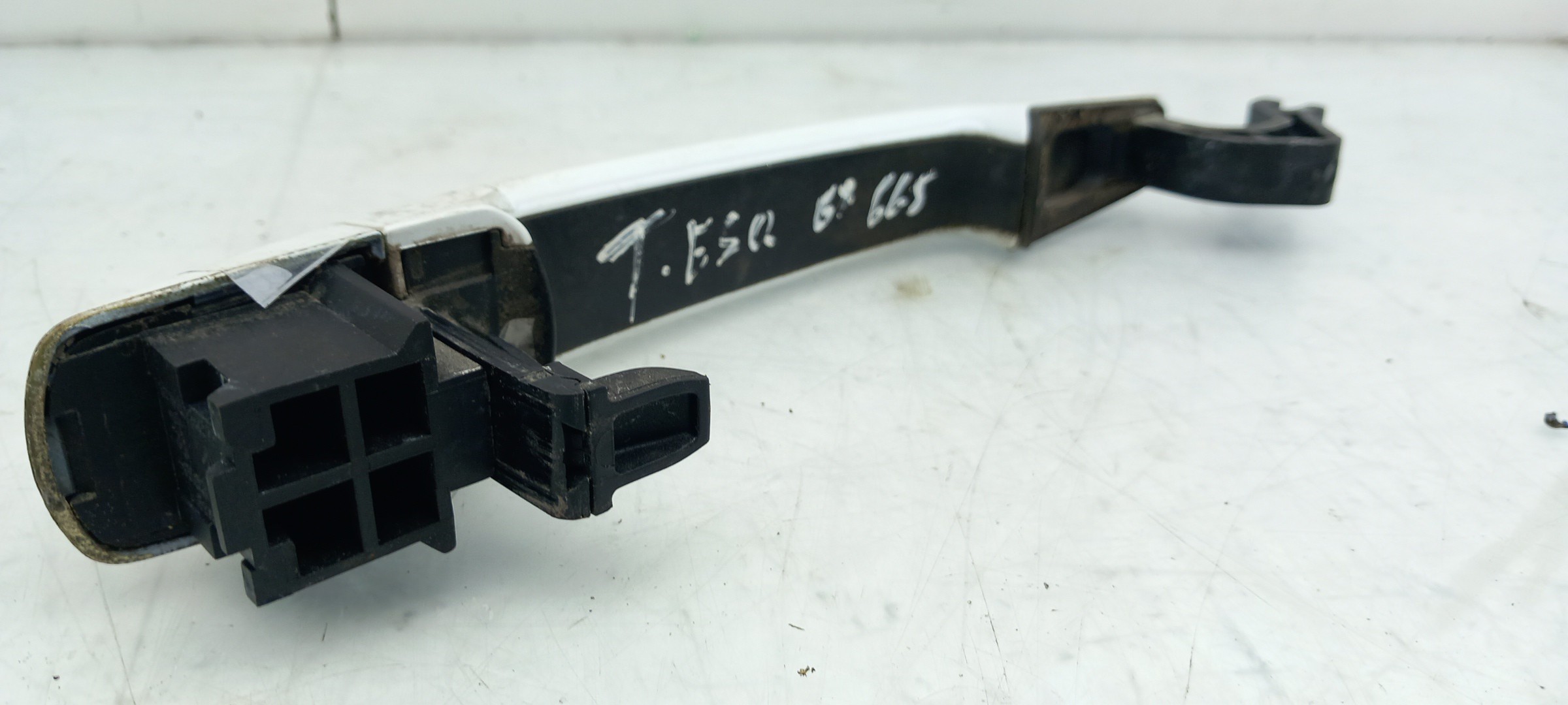 Left rear door handle PEUGEOT 2008 I (CU_) Imagem-1