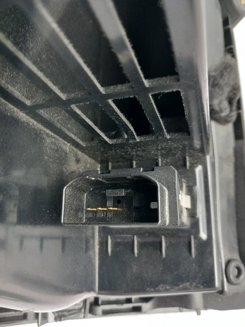 Porta luvas AUDI A3 Sportback (8VA, 8VF) Imagem-3