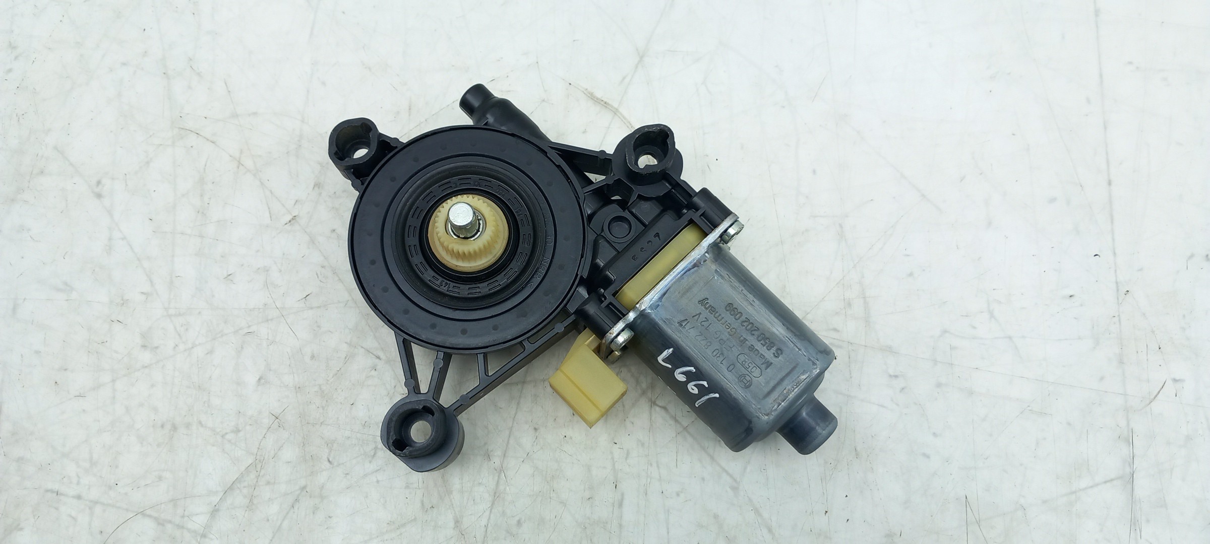 Moteur lève-vitre avant Droite AUDI A3 Sportback (8VA, 8VF) Imagem-1