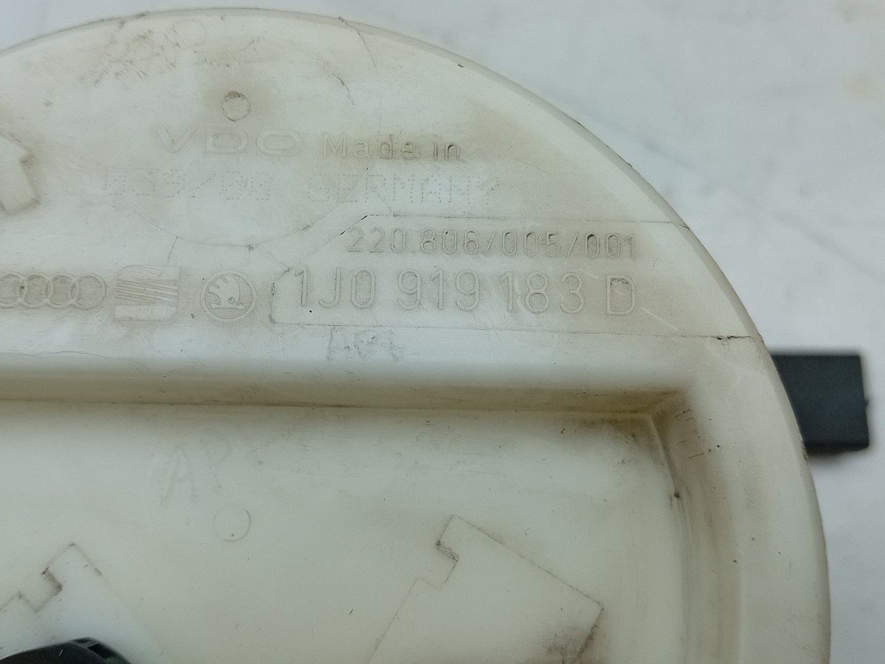 Fuel pump AUDI A3 (8L1) Imagem-2