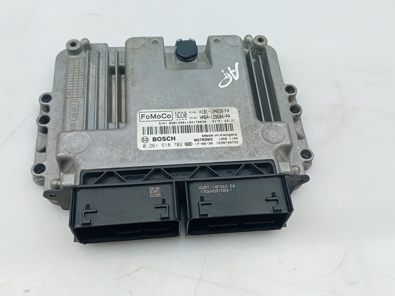 Calculateur /  Unité de contrôle moteur FORD Fiesta VII (HJ, HF) Imagem-1