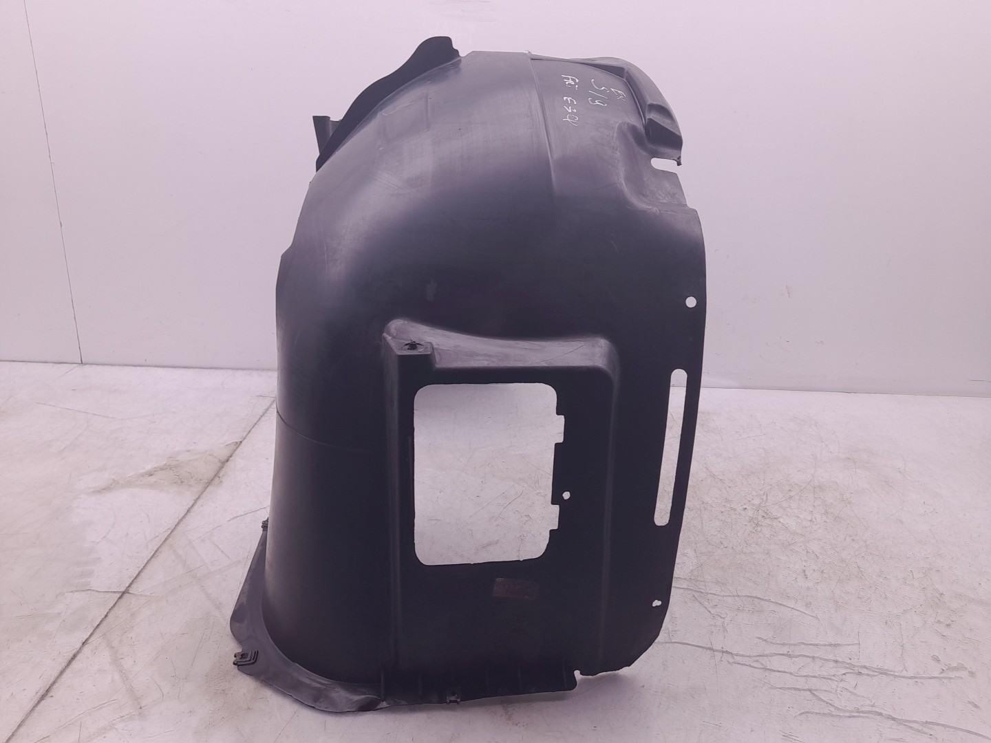 Passaruota anteriore sinistro