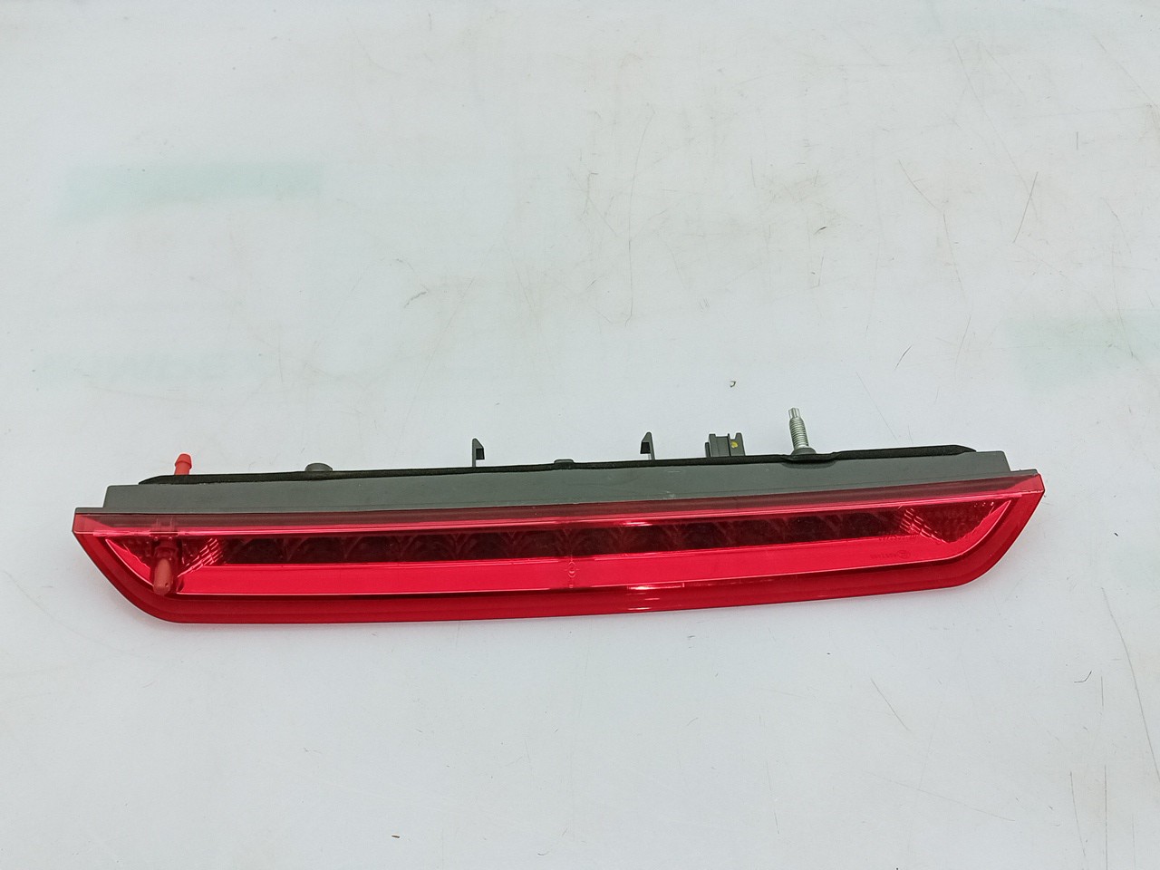Additional stop light / 3rd stop light PEUGEOT 3008 II (M_) Imagem-1